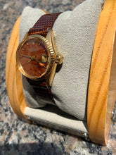 Load image into Gallery viewer, 1972 ROLEX DATE JUST (PRESIDENT) LADIES VINTAGE WATCH WITH CHAMPAIGNE DIAL (watch only)