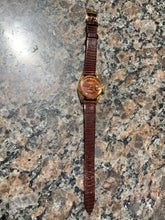 Load image into Gallery viewer, 1972 ROLEX DATE JUST (PRESIDENT) LADIES VINTAGE WATCH WITH CHAMPAIGNE DIAL (watch only)