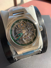 Load image into Gallery viewer, 2022 Girard Perregaux Laureto Qatar Edition