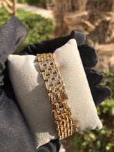 Load image into Gallery viewer, Cartier Panthere Full Gold with Diamonds.