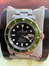Load image into Gallery viewer, 2004 ROLEX “KERMIT F-Series” SUBMARINERS1 DATE