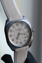 Load image into Gallery viewer, Hermès H08 HODINKEE Limited Edition