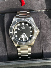 Load image into Gallery viewer, 2021 Tudor Special Edition ( State of Qatar )