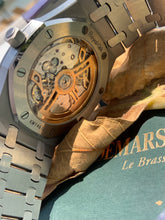 Load image into Gallery viewer, Audemars Piguet Royal Oak “Jumbo” Extra thin 39MM