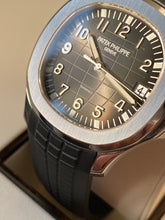 Load image into Gallery viewer, Patek Phillippe Aquanaut 5167A - Tiffany &amp; Co - Full Set
