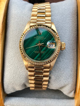 Load image into Gallery viewer, 1970s Rolex Datejust Malachite