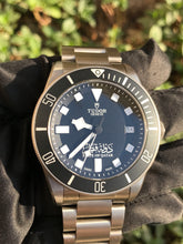 Load image into Gallery viewer, 2020 Tudor Pelagos Special Edition (State of Qatar)