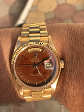 Load image into Gallery viewer, 1980 Rolex 18038 Day-Date - Mahogany Wood dial - Full Set