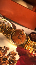 Load image into Gallery viewer, 1980 Rolex 18038 Day-Date - Mahogany Wood dial - Full Set