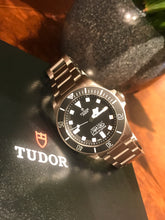 Load image into Gallery viewer, 2020 Tudor Pelagos Special Edition (State of Qatar)